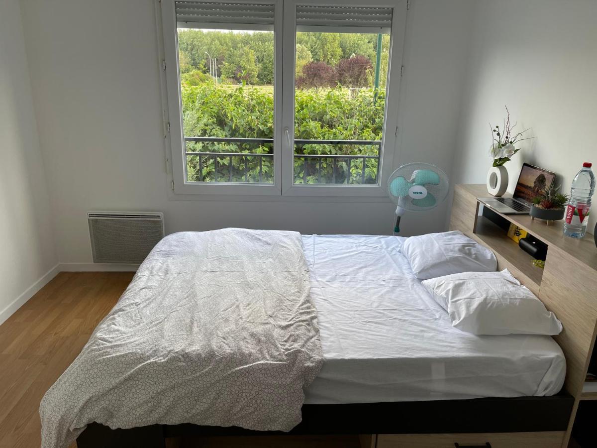 Lovely Bedroom Loft With Free Parking On Premise Boissy-Saint-Léger Kültér fotó